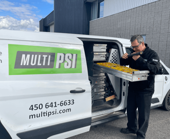 Camion-service-technicien