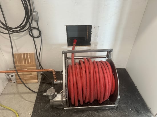 Devidoir-electrique-basse-pression-interrpteur-PB1-Hannay-Reels