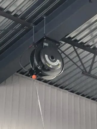 Devidoir-ressort-enrouleur-plafond-Hannay-Reels