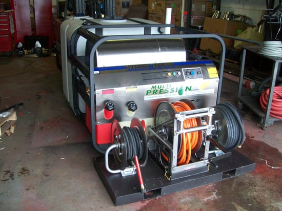 Plateforme-lavage-deglacage-hydrocide-Saint-Adolphe-Howard-Devidoir-Hannay-Reels