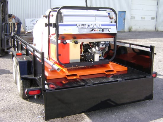 Plateforme-lavage-haute-pression-Hydro-Tek-Saint-Mathias-sur-Richelieu