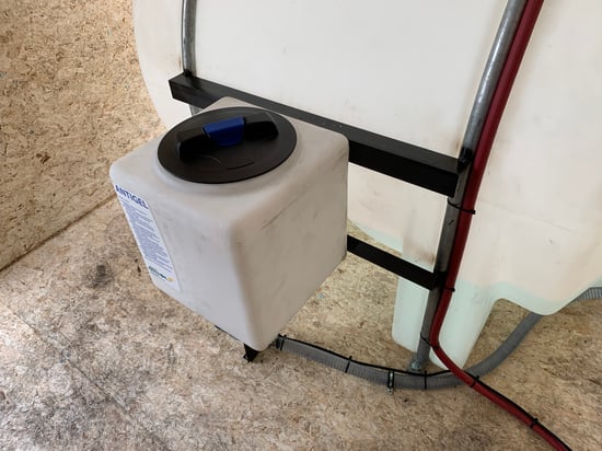 Remorque-fermee-systeme-antigel-Pressinet