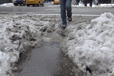 Sidewalk-Street-Slush-Winter-Thaw-Freeze